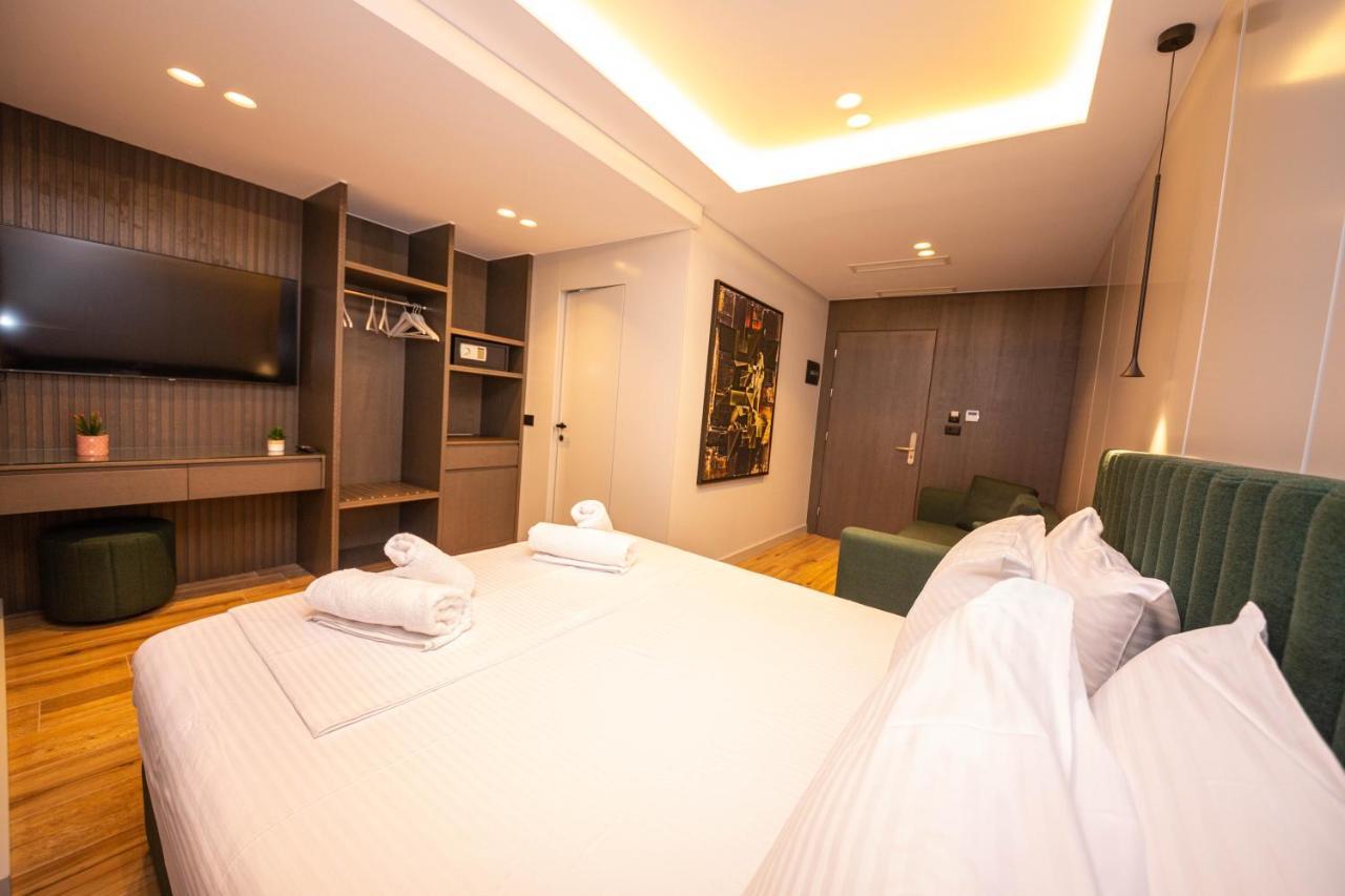 Hotel Lili-1 Sarandë 외부 사진