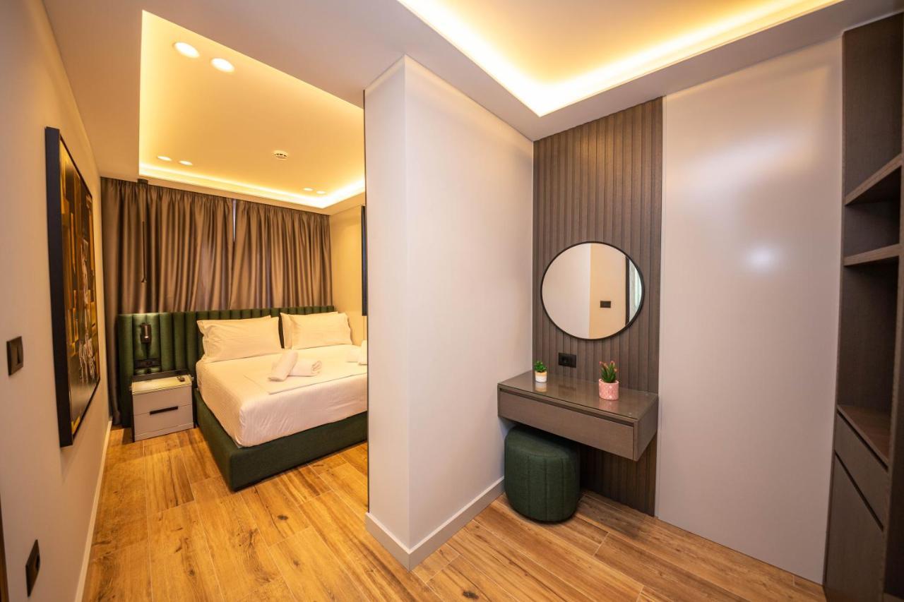 Hotel Lili-1 Sarandë 외부 사진
